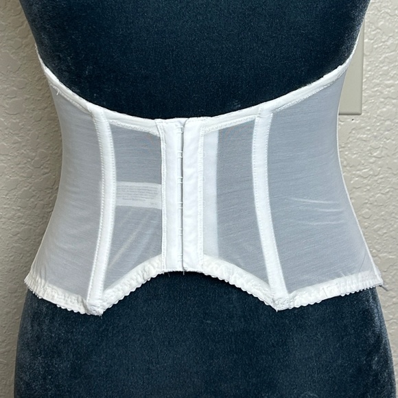 Maidenform White Lace Cups & Side Front Strapless Underwire Boned Bustier - 36A - Picture 4 of 9